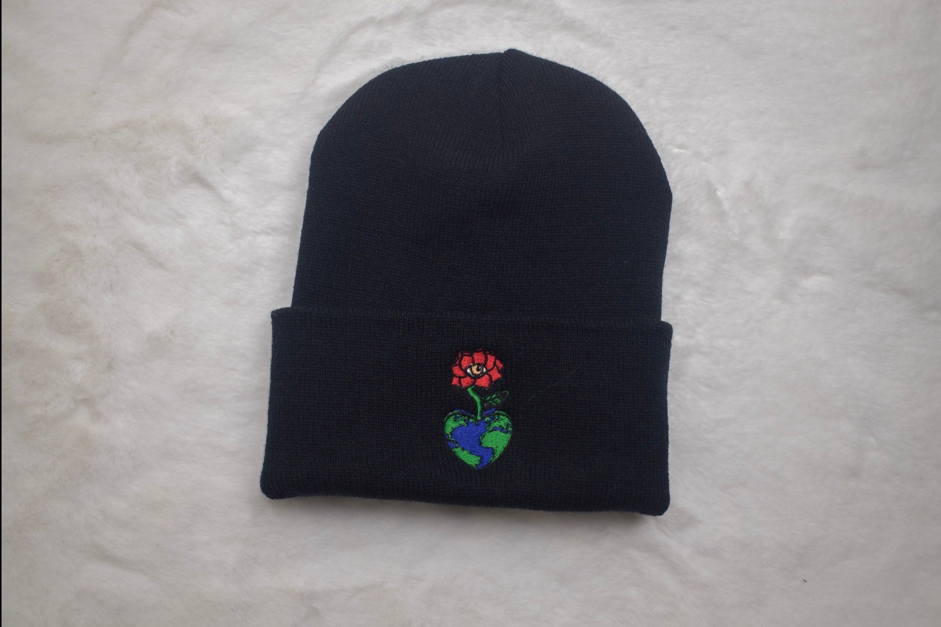 Swis Black Beanie (Flower and Heart Shaped Earth)